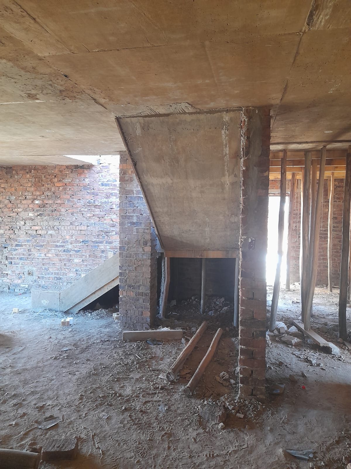 gallery16